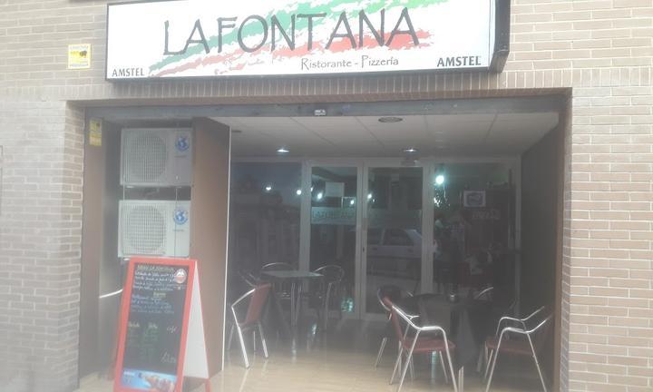 Pizzeria La Fontana Blu