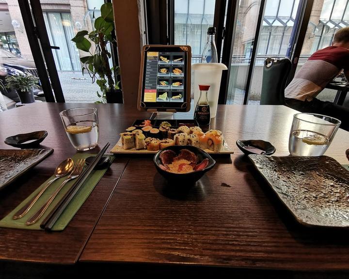 YAKUMI SUSHI & Grill